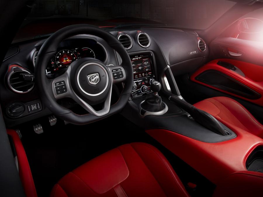  Dodge Viper SRT GTS 2013 года  (фото 33 из 42)
